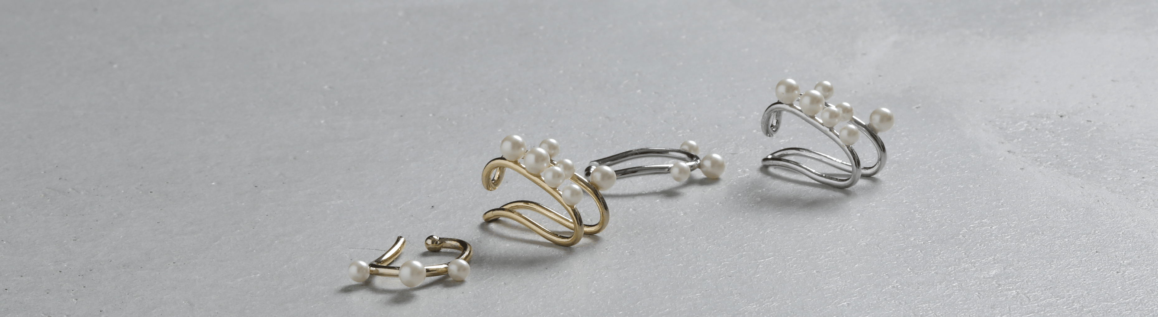 イヤーカフ - iroy.