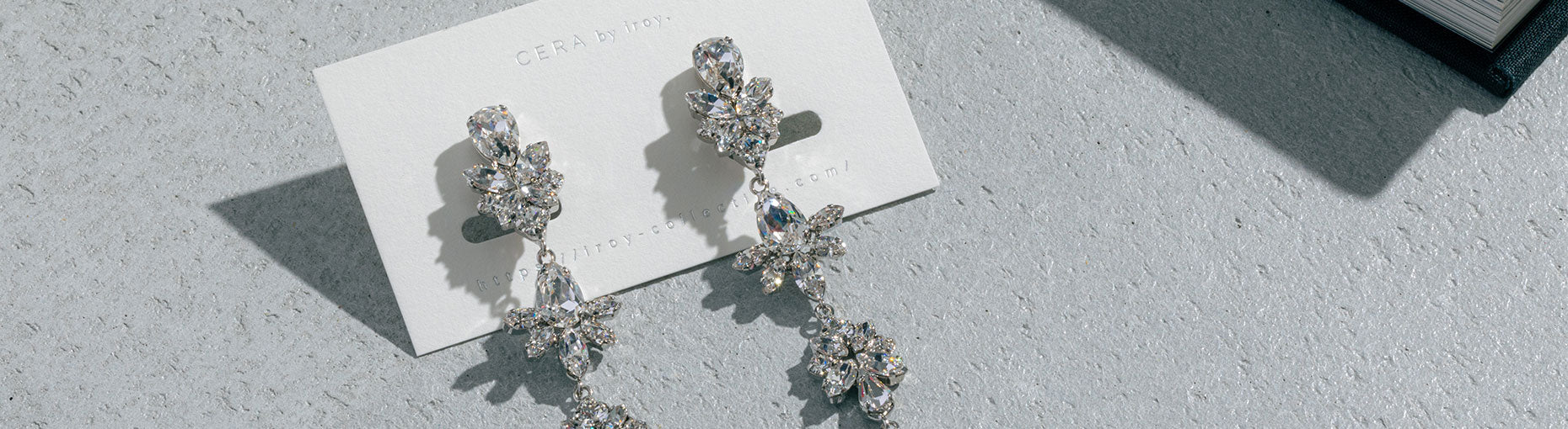 ブライダルアクセサリー - iroy.